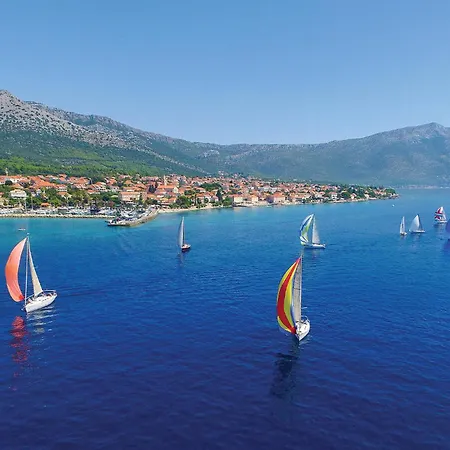 Five-bedroom In 度假居 *