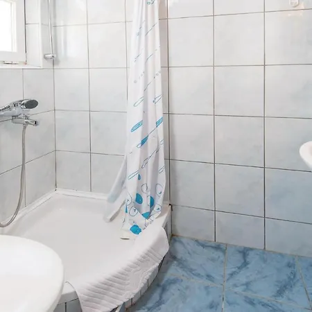 Five-bedroom In Dom wakacyjny