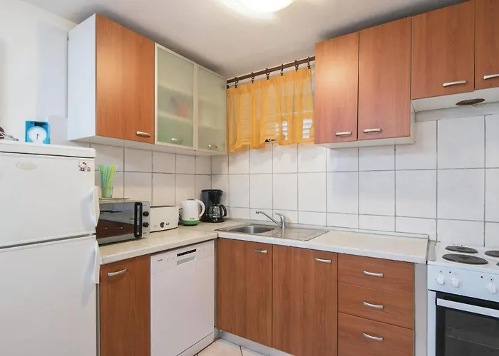 Five-bedroom In * أوروبيتش