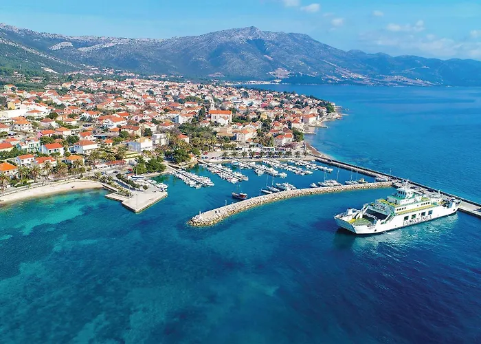 بيت للعطل Five-bedroom In